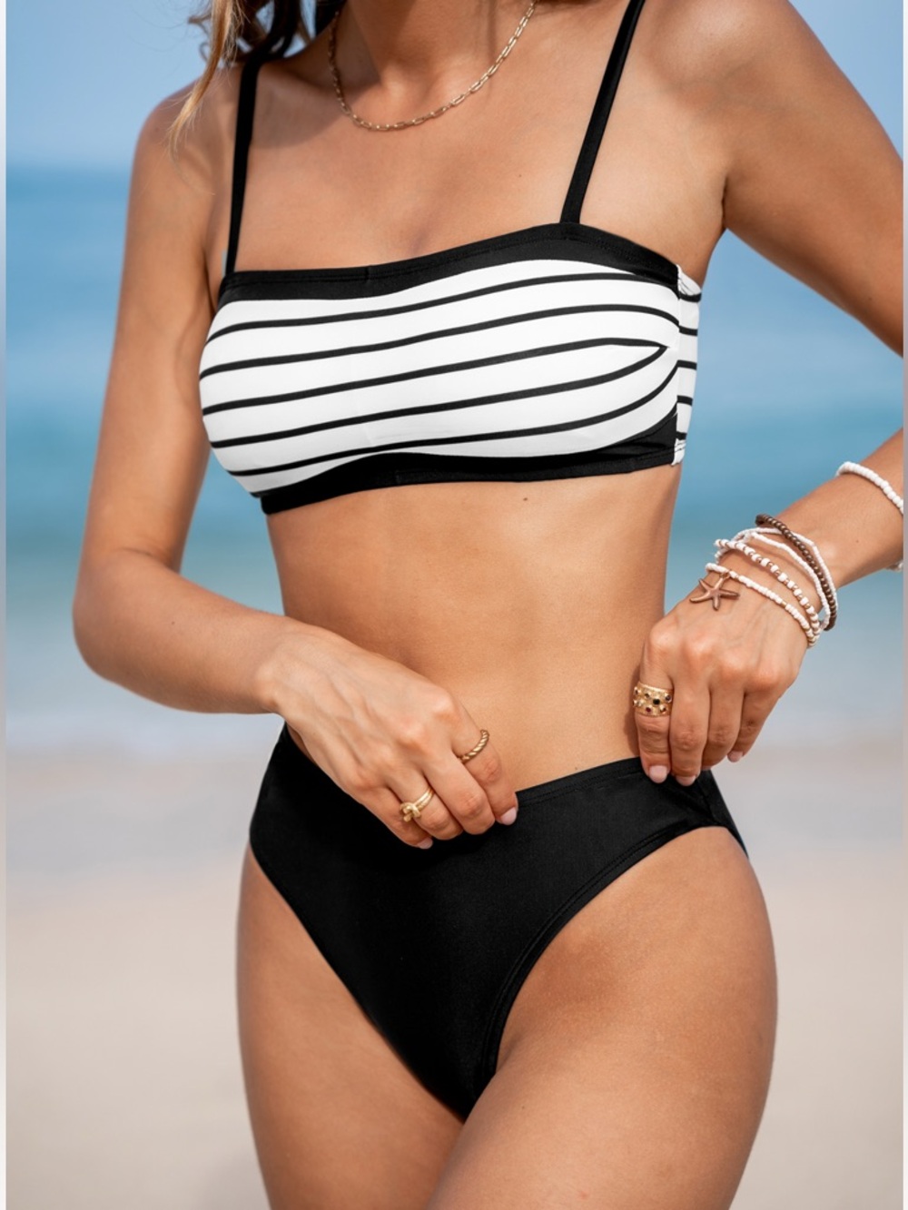 Cupshe Escaping Stripe Bikini Bralette & Cheeky Bottoms Set
